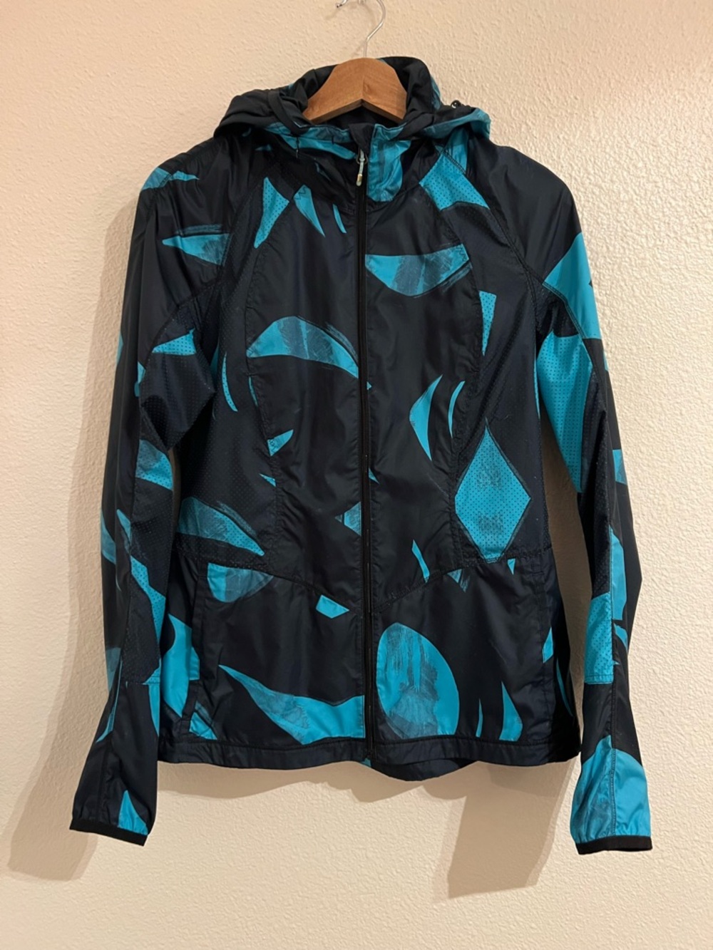 lululemon athletica Black and Teal Hooded Active Shell Jacket